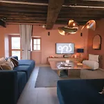 Charme Authentique Du Xive Siecle Avec Wifi Et Parking A - Fr-1-489-621 * Contigny