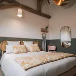Charme Authentique Du Xive Siecle Avec Wifi Et Parking A - Fr-1-489-621 Holiday home *