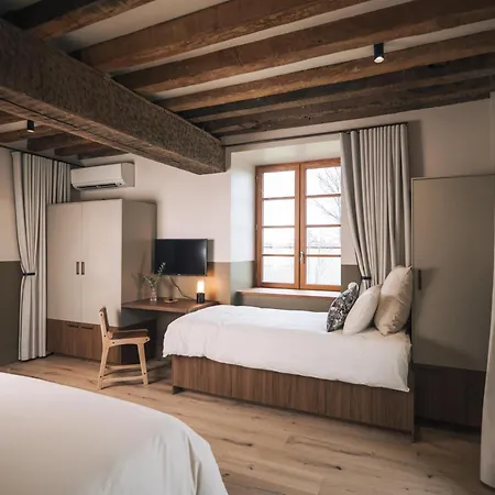 Charme Authentique Du Xive Siecle Avec Wifi Et Parking A - Fr-1-489-621 Country house Contigny