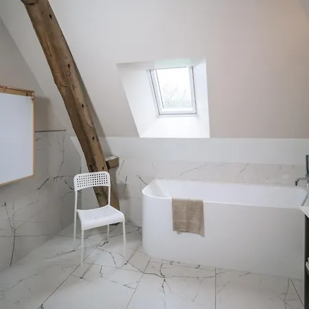 Charme Authentique Du Xive Siecle Avec Wifi Et Parking A - Fr-1-489-621 Country house Contigny